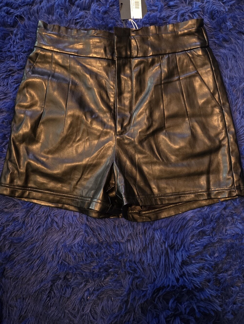 Faux Leather High-Waist Women’s Shorts - Black